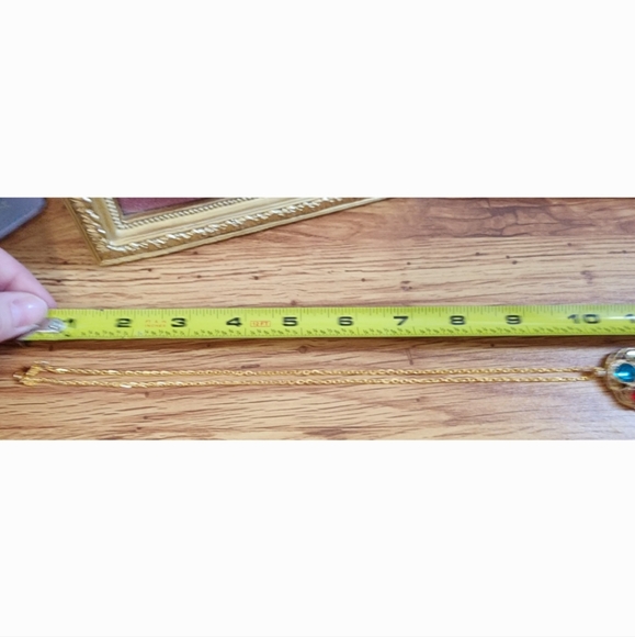 Beautiful Gemstone Necklace Set - Picture 10 of 10